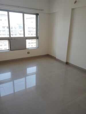 Room in 3 BHK Apartment at Nahar Amrit Shakti, Chandivali – for Sale