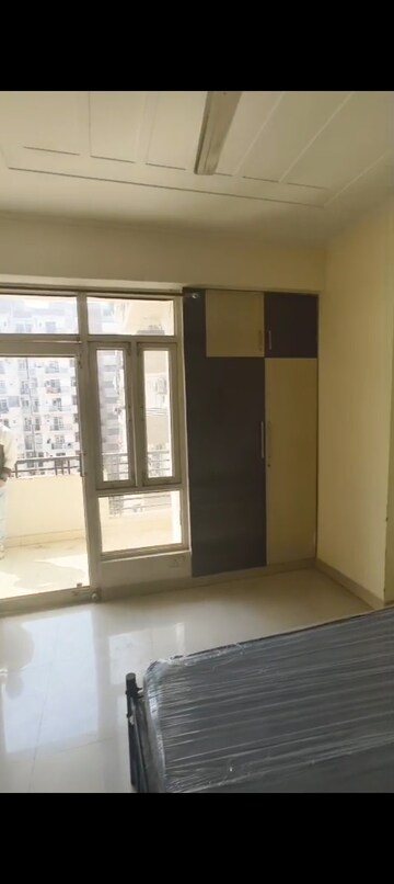 Room in 3 BHK Apartment at Javin Raj Empire, Raj Nagar Extension – for Sale