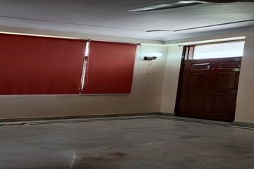 Room in 3 BHK Builder Floor at ABW Palash Floors, Sushant Lok I – for Rent