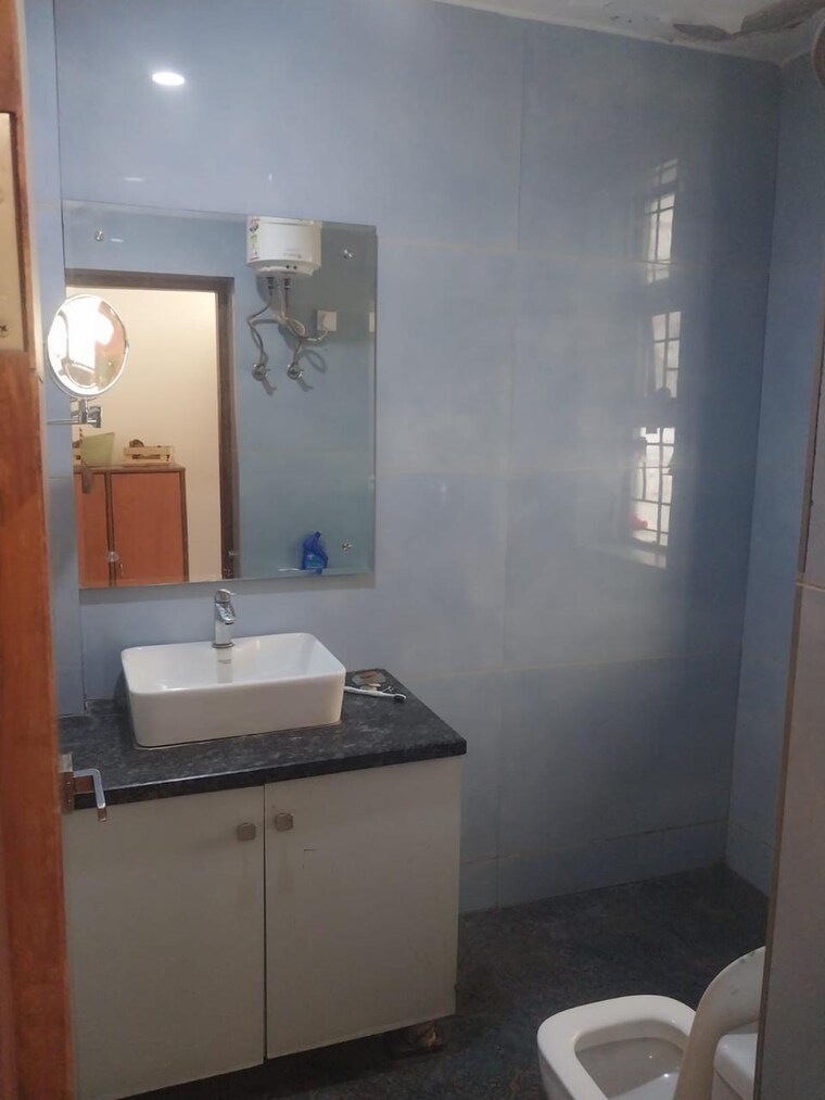 Bathroom, ireo-skyon 4 Bedroom 2810 Sq.Ft. Apartment In Sector 60 Gurgaon 8487850
