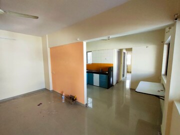 Room in 2 BHK Apartment at Om Heights Bavdhan, Bavdhan – for Rent