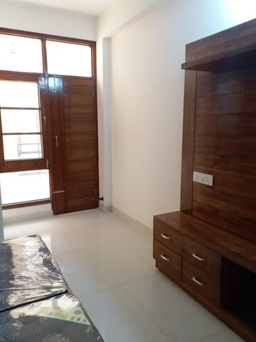 Room in 2 BHK Apartment at Sector 116 – for Sale