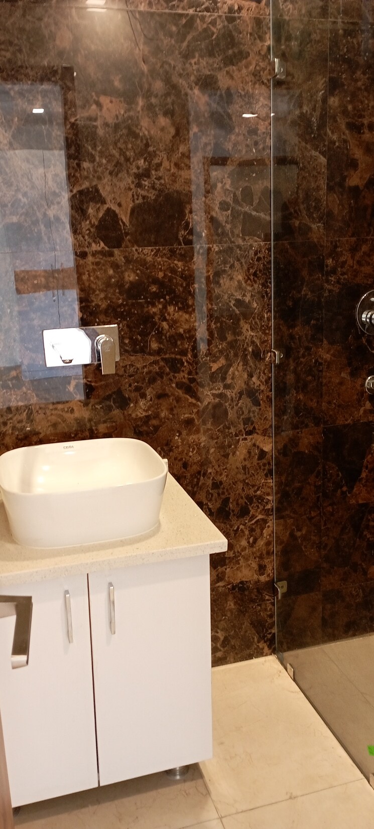 Bathroom, bptp-district-phase-2 3 Bedroom 1340 Sq.Ft. Builder Floor In Sector 84 Faridabad 8487977