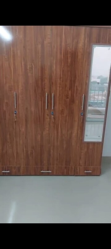 Furnished Amenities in 3 BHK Apartment at ROF Amaltas, Sector 92 – for Rent