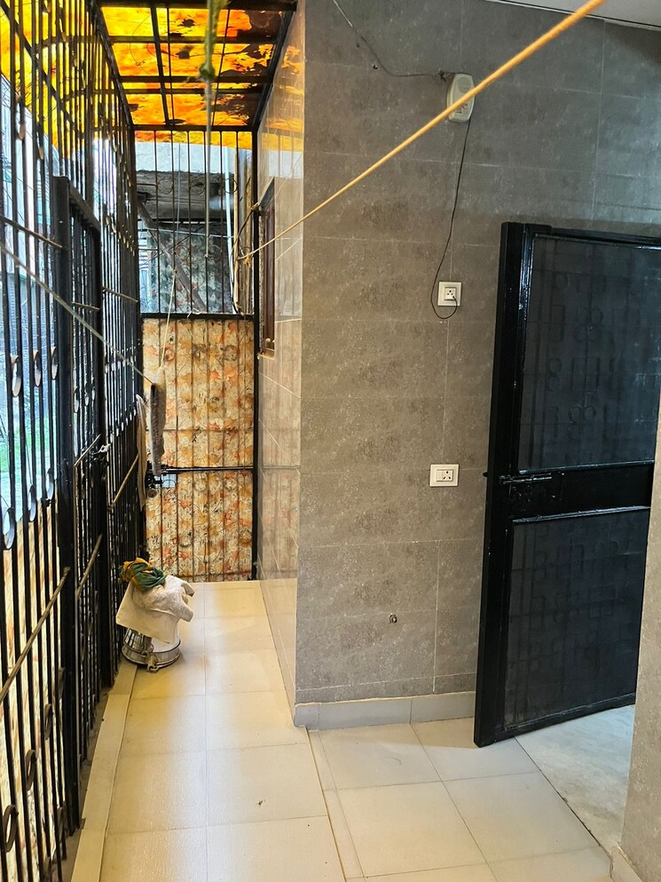 Balcony, vikram nagar 3 Bedroom 1240 Sq.Ft. Apartment In Vikram Nagar Delhi 8488128