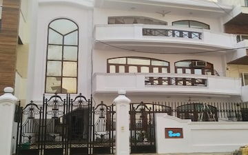 3 BHK Builder Floor For Sale in Ardee City, Sector 52