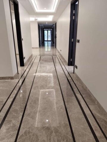 Building Lobby in 5 BHK Builder Floor at Greater Kailash ii – for Rent