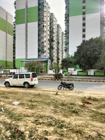  Land – Exterior View View at Wazirganj - for Rent