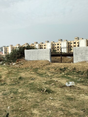  Land – Exterior View View at Wazirganj - for Rent