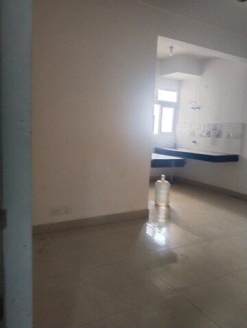 Bathroom in 2 BHK Apartment at Signature Global The Roselia, Sector 95a – for Rent