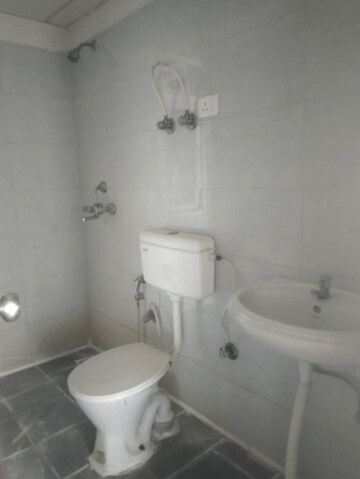 Bathroom in 2 BHK Apartment at Signature Global The Roselia, Sector 95a – for Rent