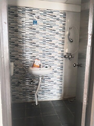 Bathroom in 2 BHK Apartment at Signature Global The Roselia, Sector 95a – for Rent