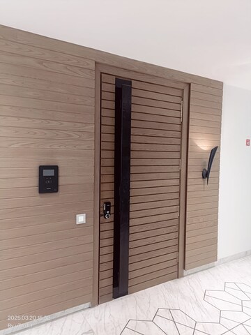 Room in 4 BHK Builder Floor at Panchsheel Park – for Rent