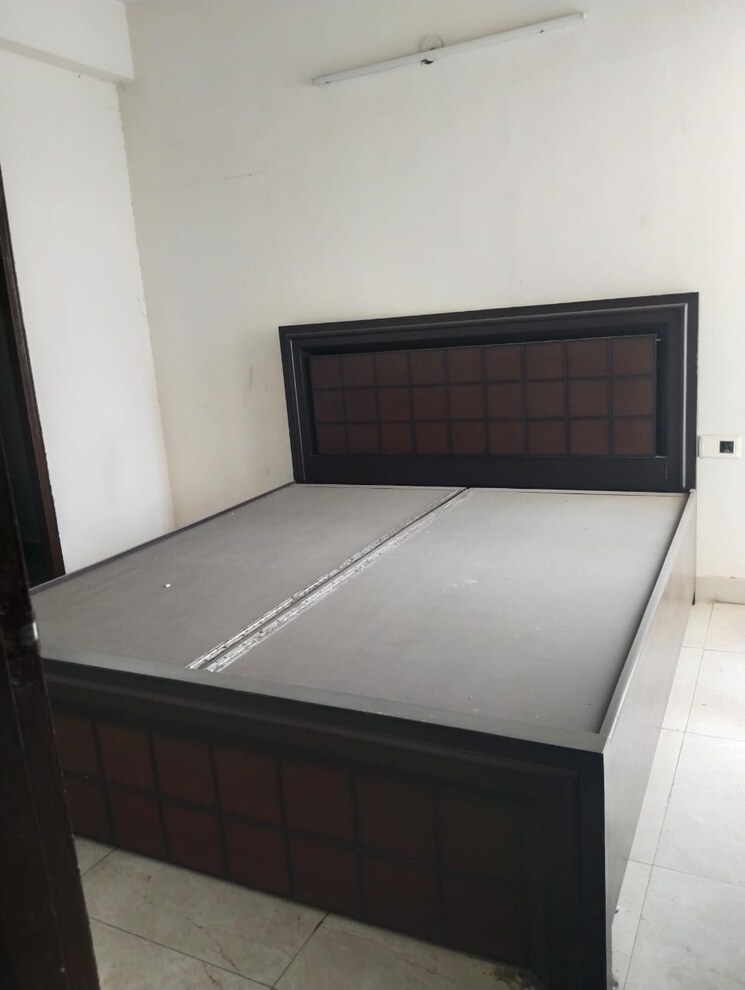 Bedroom, signature-global-the-roselia 2 Bedroom 800 Sq.Ft. Apartment In Sector 95a Gurgaon 8488186