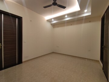 3 BHK Builder Floor For Rent in Sector 46