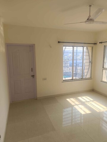 Room in 2 BHK Apartment at Shri Krishna Apartment Bavdhan, Bavdhan – for Rent