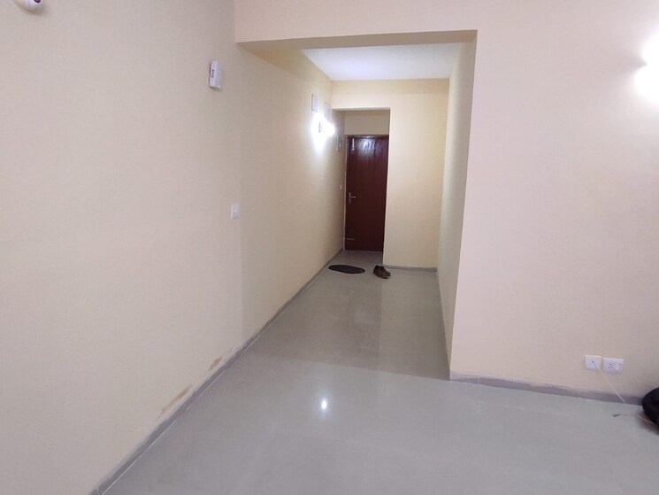 Room, signature-roselia-phase-2 2 Bedroom 594 Sq.Ft. Apartment In Sector 95a Gurgaon 8488273