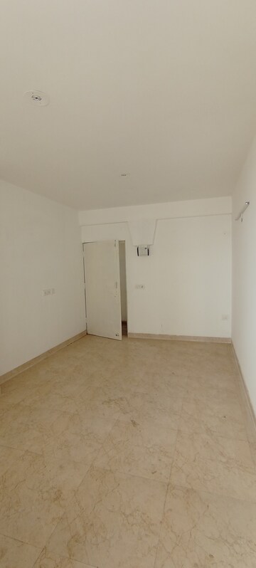 Room in 2 BHK Apartment at Vashisht Heights, Sector 87 – for Sale