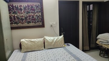 Bedroom in 3 BHK Builder Floor at Puri Kohinoor, Sector 89 – for Rent