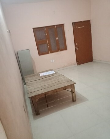 Room in 1 BHK Villa at Vikas Nagar – for Rent
