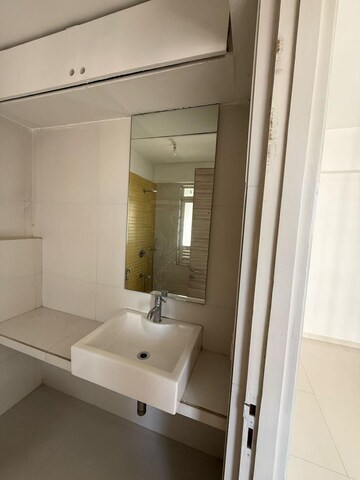 Bathroom in 3 BHK Apartment at Group Seven Rushi Heights, Goregaon East – for Sale