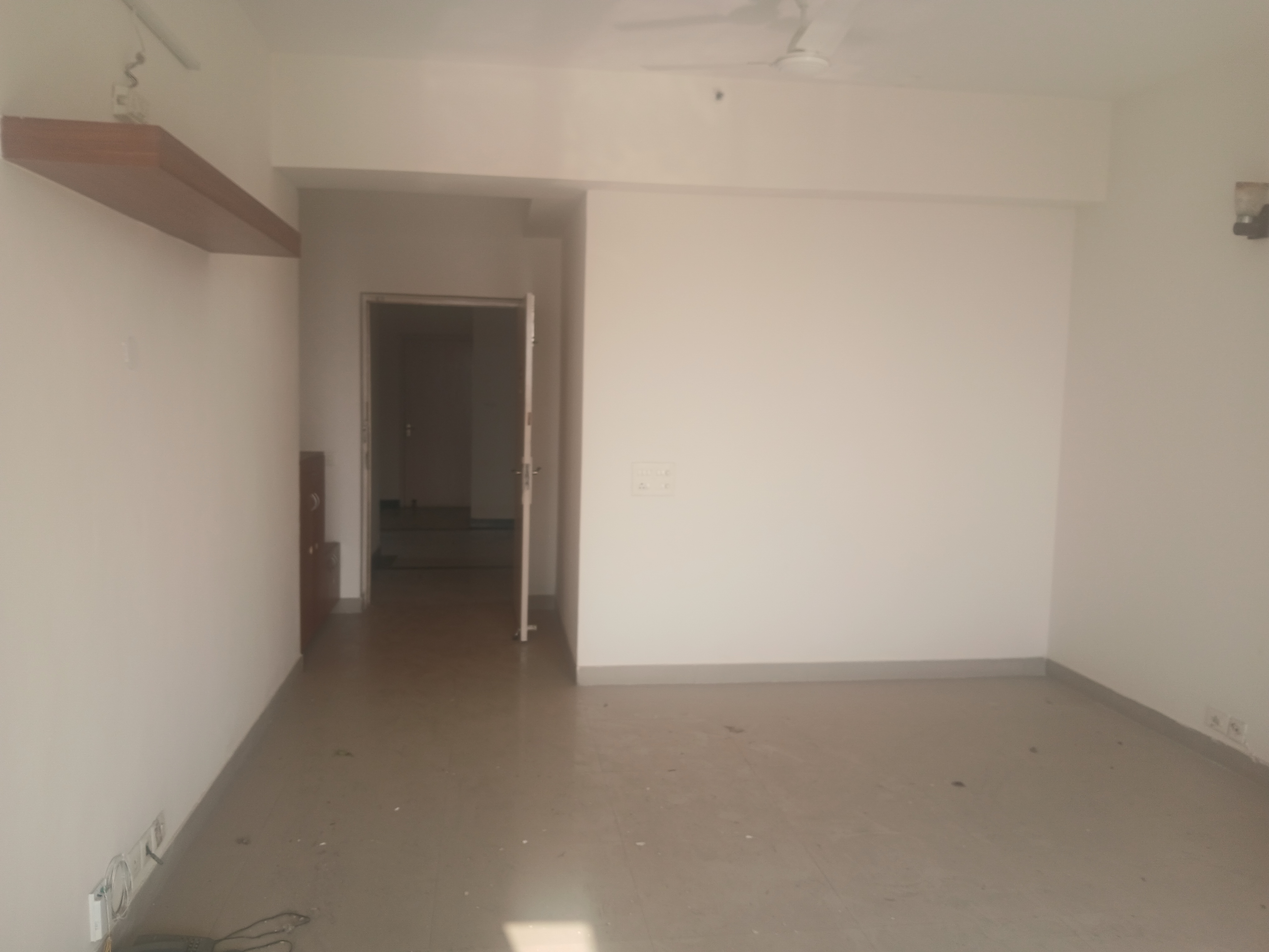2.5 BHK + Servant Room Apartment For Sale in Pioneer Park Phase 1