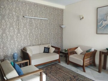 Living Room in 3 BHK Builder Floor at Panchsheel Enclave – for Rent
