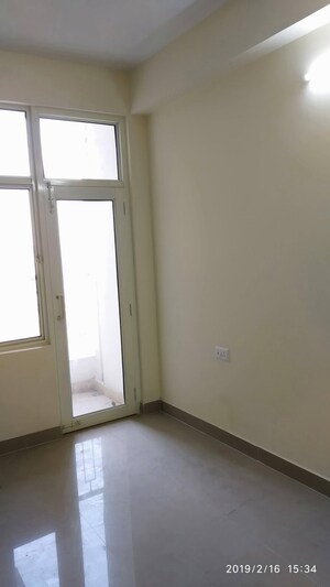 2 BHK Apartment For Sale in Windsor Paradise 2, Raj Nagar Extension