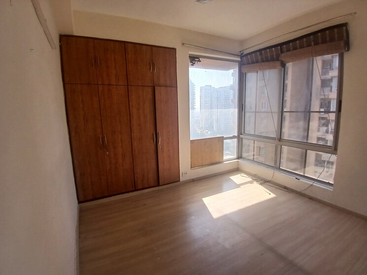 Room, pioneer-park-phase-1 3 Bedroom 1797 Sq.Ft. Apartment In Sector 61 Gurgaon 8488430