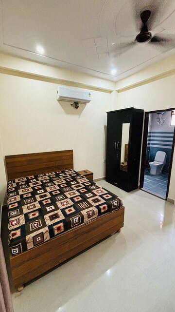 Bedroom in 1 RK Builder Floor at SS 100, Sector 49 – for Rent