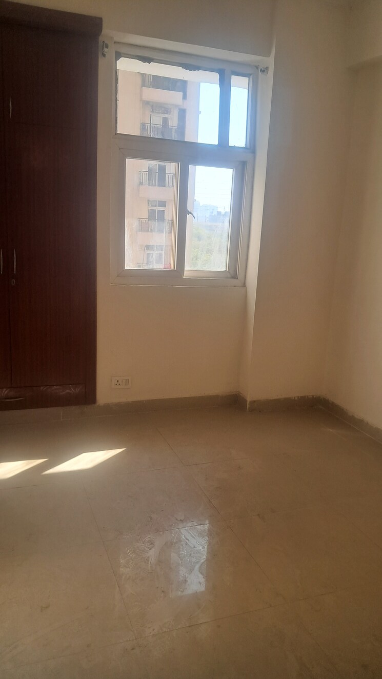 undefined, amrapali-princely-estate 4 Bedroom 5215 Sq.Ft. Penthouse In Sector 76 Noida 8488424