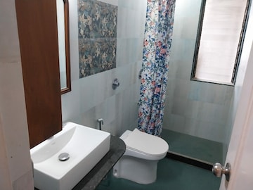Attached Bathroom in 3 BHK Apartment at Hiranandani Gardens Lake Castle, Powai – for Sale