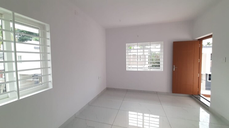 Room, pathiripala 4 Bedroom 1900 Sq.Ft. Independent House In Pathiripala Palakkad 8488435