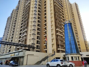3 BHK Apartment – Exterior View View at Amrapali Golf Homes, Sector 4, Greater Noida - for Sale
