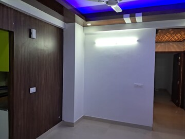 Room in 3 BHK Apartment at Ace Divino, Sector 1 Greater Noida – for Rent