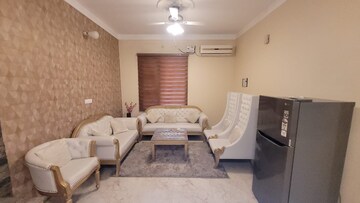 Living Room in 3 BHK Apartment at Ferozepur Road – for Rent