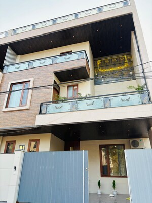 4 BHK Villa – Exterior View View at Gandhi Path - for Sale