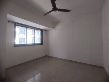 Room in 2 BHK Apartment at Steel City Elite, Ulwe – for Rent