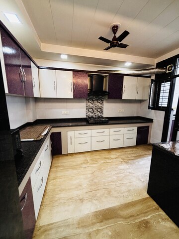 Kitchen in 3 BHK Builder Floor at AS Tower, Sector 45 – for Rent
