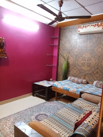 Bedroom in 1 BHK Builder Floor at Arjun Nagar – for Rent