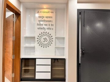 Building Lobby in 3 BHK Builder Floor at Relaxo Apartment, Sector 46 – for Rent