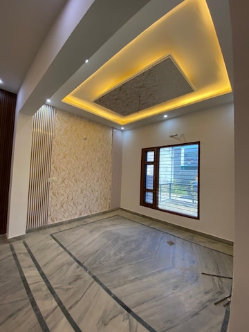 Bedroom in 3 BHK Apartment at Rajguru Nagar – for Rent