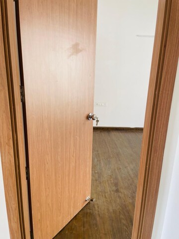 Room in 3.5 BHK Apartment at ATS Nobility, Sector 4, Greater Noida – for Rent