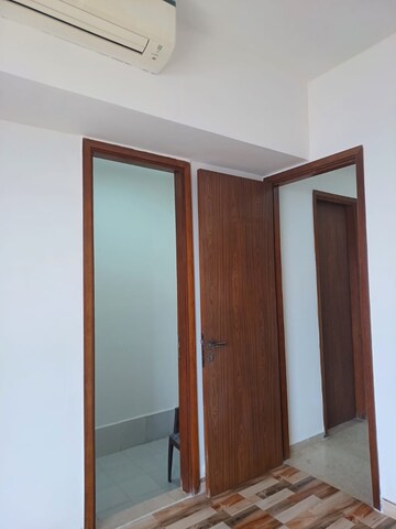 Room in 3 BHK Apartment at Omkar Alta Monte, Malad East – for Rent