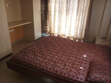 Bedroom in 2 BHK Apartment at Makarba – for Rent