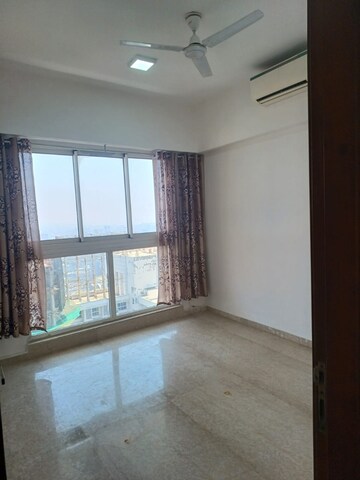 Room in 3 BHK Apartment at Omkar Alta Monte, Malad East – for Rent