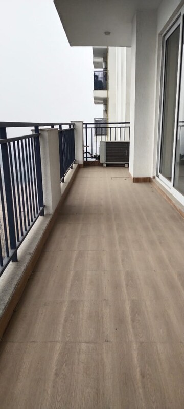 Balcony in 3.5 BHK Builder Floor at Smart World Gems, Sector 89 – for Rent
