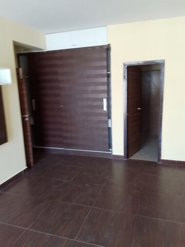 Room in 3 BHK Apartment at Ansal Heights II Villas, Sector 92 – for Rent