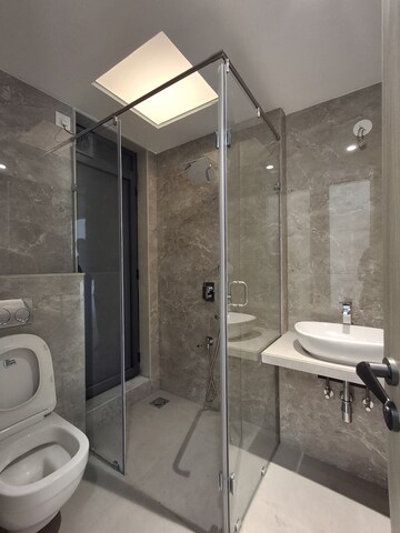 Bathroom in 3 BHK Apartment at Viceroy Savana, Kandivali East – for Sale