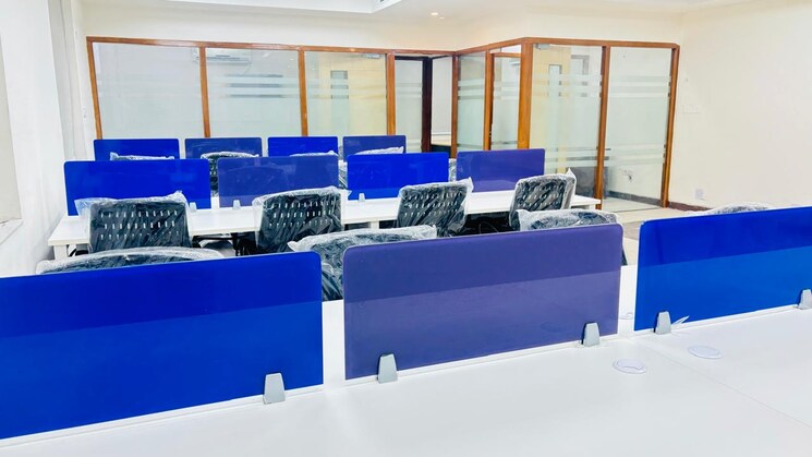 Team Area, arv-park Commercial Office Space in IT/SEZ 3000 Sq.Ft. In Sector 63 Noida 8488881